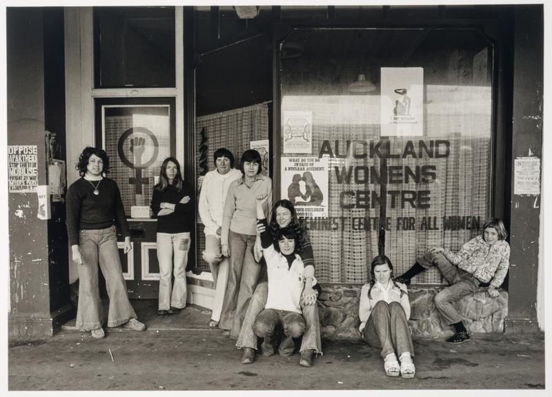 Auckland Women's Centre, Ponsonby Road by Robin Morrison